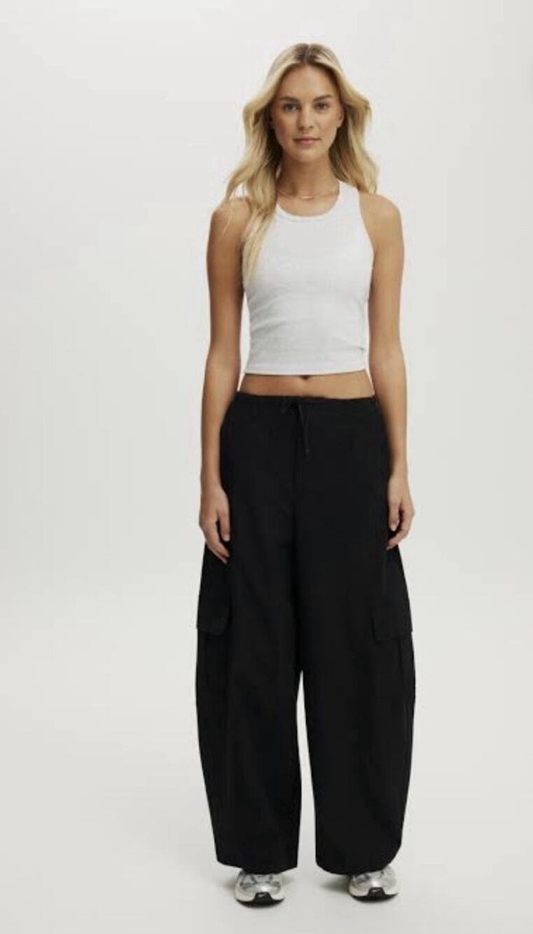 NWT Cotton On Body Women Black Active Woven Balloon Parachute Pants Sz M Utility